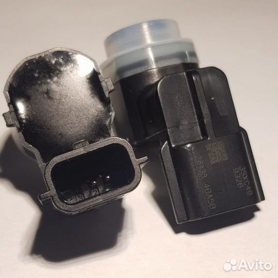 Передний парктроник Nissan / Infiniti (2 контакта)