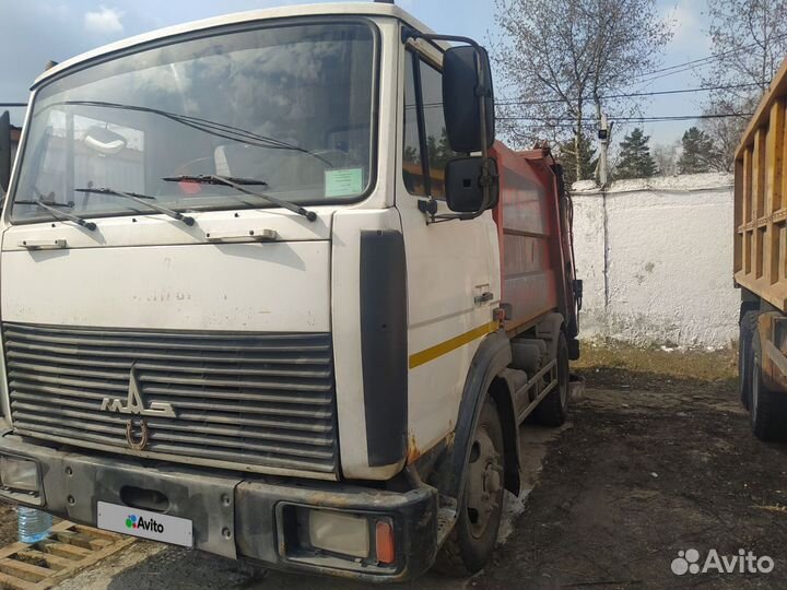 МАЗ 4380W2-440-000, 2011