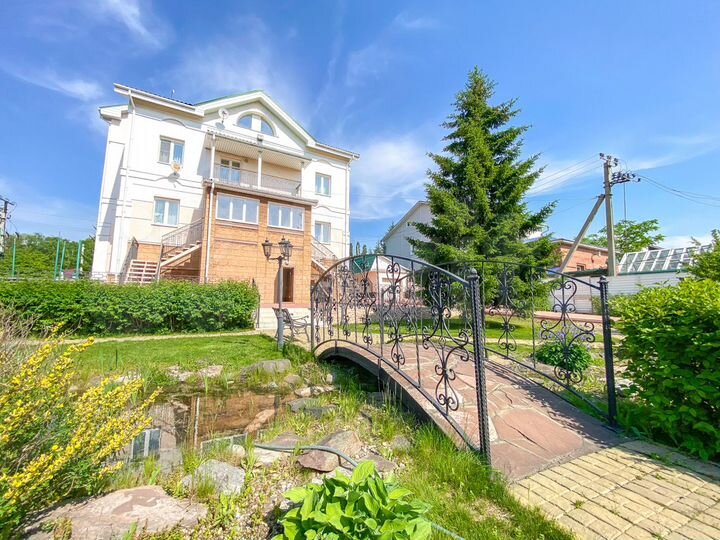 Коттедж 505 м² на участке 25,5 сот.