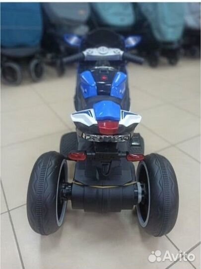 Детский трехколесный электромотоцикл