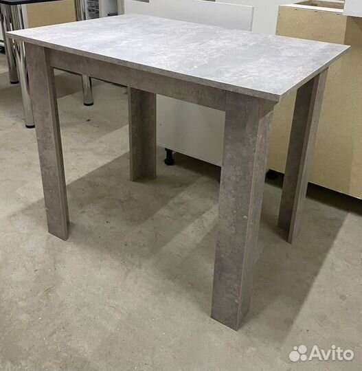Кухонный стол