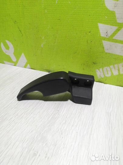 Ручка открывания капота Фольксваген Гольф 3 Венто