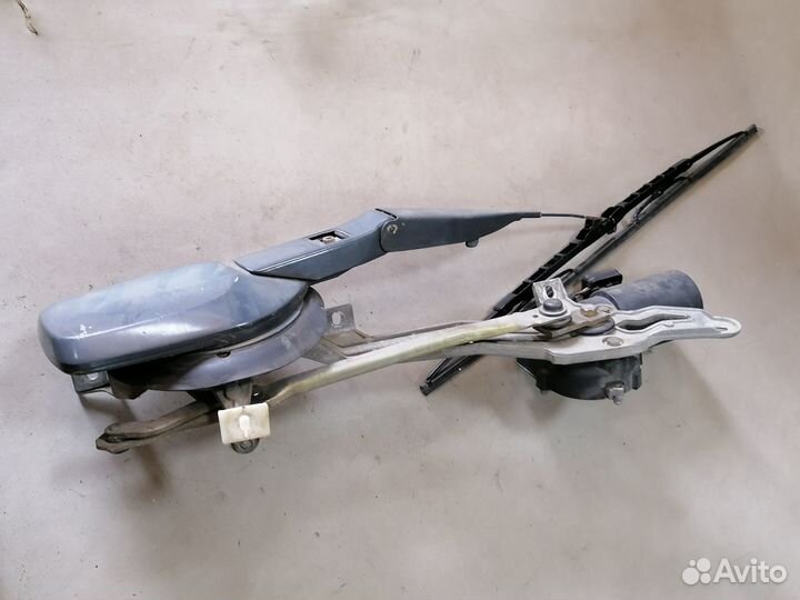 Стеклоочиститель в сборе Mercedes 190 W201 1982-93