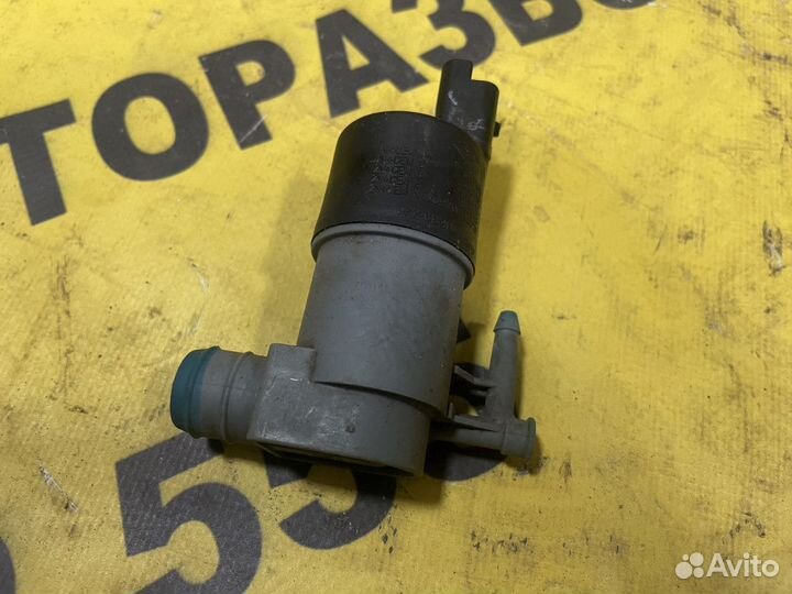 Моторчик стеклоочистителя Nissan Almera G15