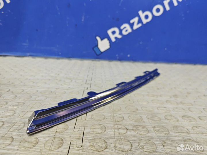 Хром решетки радиатора левый Renault Arkana