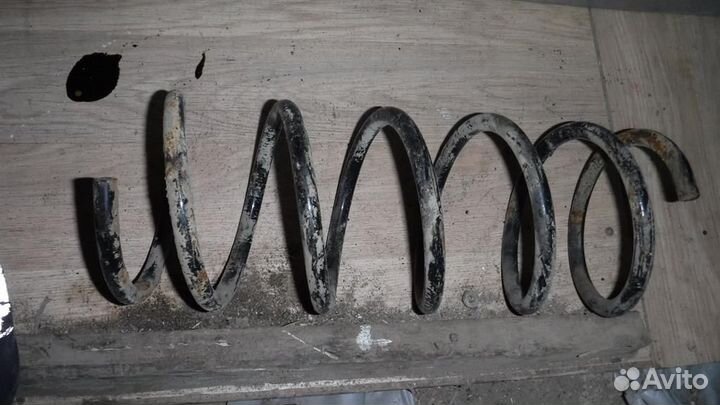 Пружина передняя Hyundai Getz 2002-2011