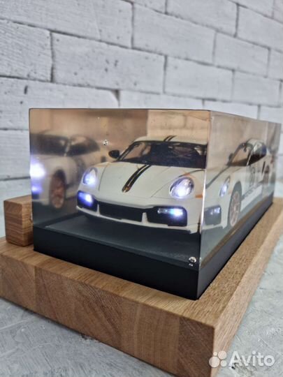 Эксклюзивный интерьерный светильник Porsche