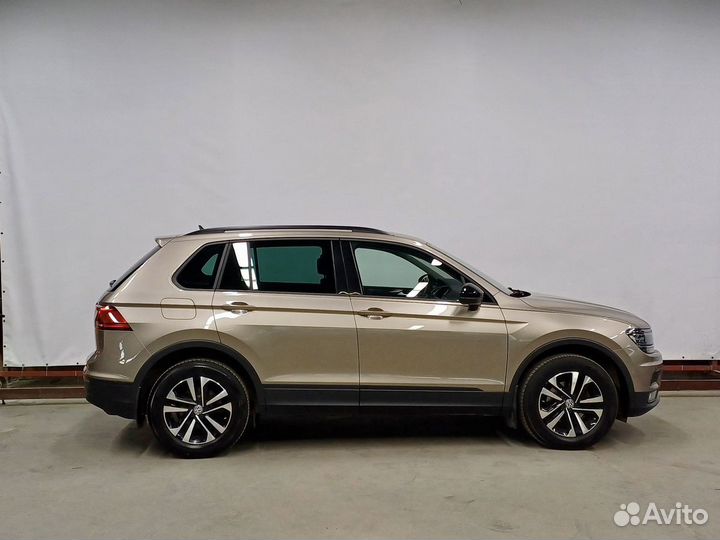 Volkswagen Tiguan 1.4 AMT, 2020, 32 990 км