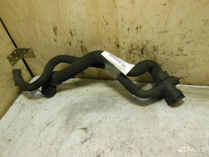 Патрубок радиатора Audi A4/S4