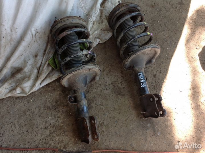 Амортизатор передний Hyundai Santa Fe 2 2006-2010