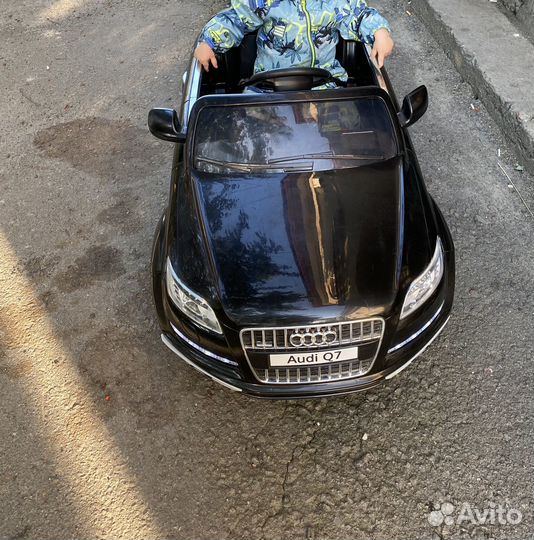 Детский электромобиль