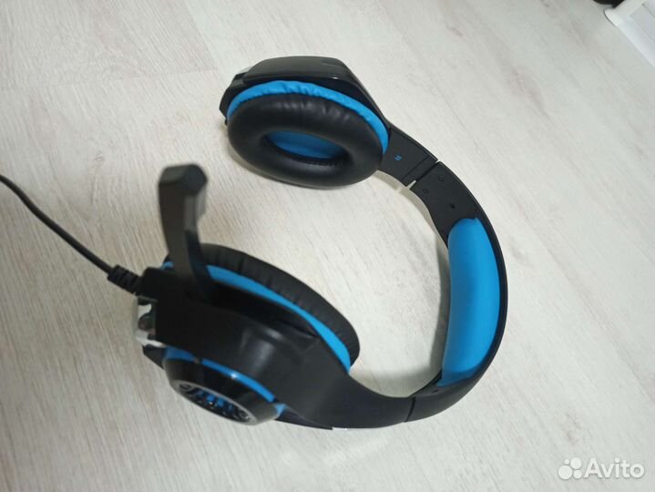 Игровые наушники