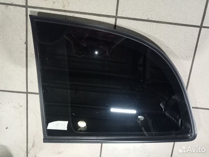 Форточка задняя левая Опель Зафира А