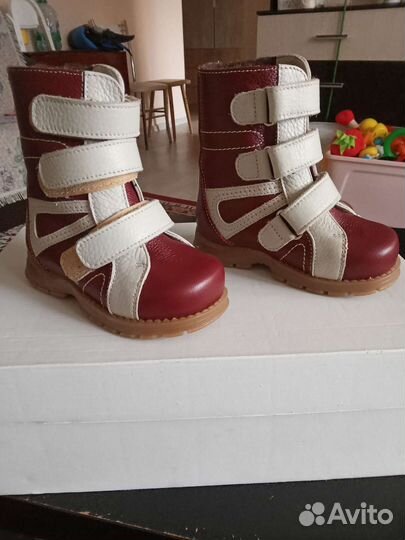 Зимние ботинки для девочки