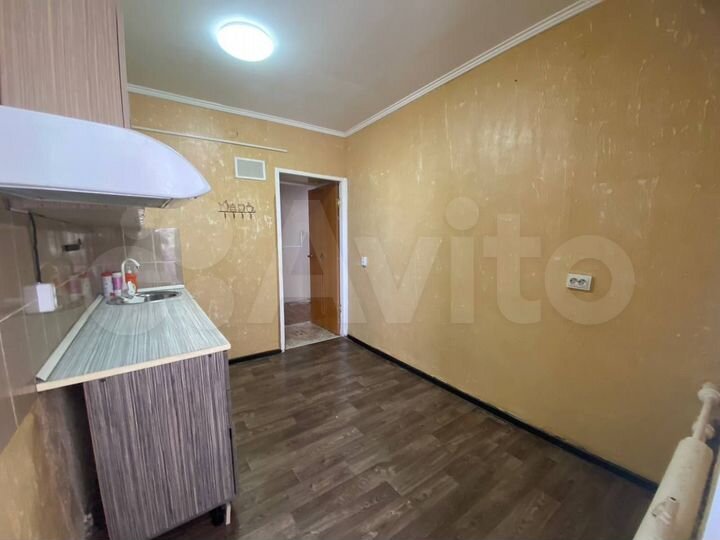 2-к. квартира, 40 м², 3/5 эт.