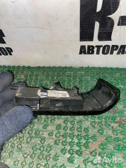 Накладка на бампер задняя правая Mercedes-Benz