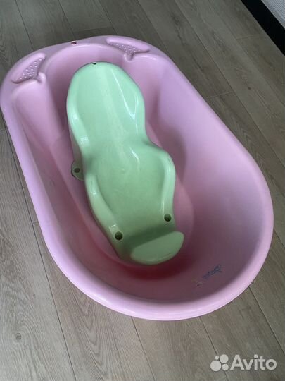 Ванночка и горка для купания новорожденных