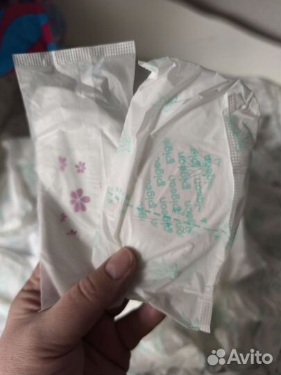 Лактационные вкладыши, прокладки для груди