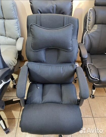 Офисное компьютерное кресло