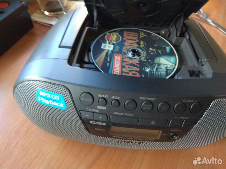 Sony zs-s10cp переносная магнитола б. у