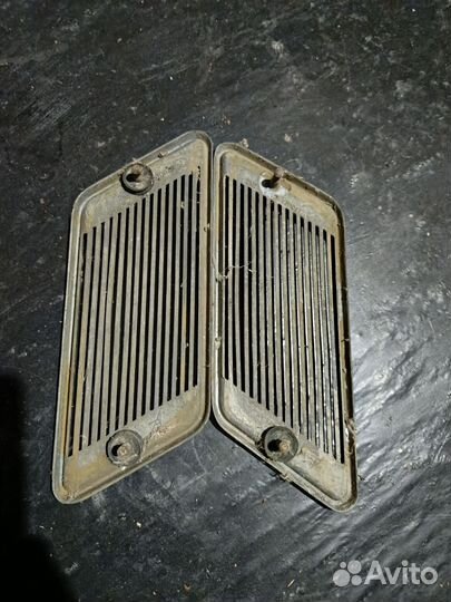 Решетки стоек 2103