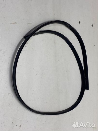 Молдинг на крышу левый Toyota Camry V70/V75