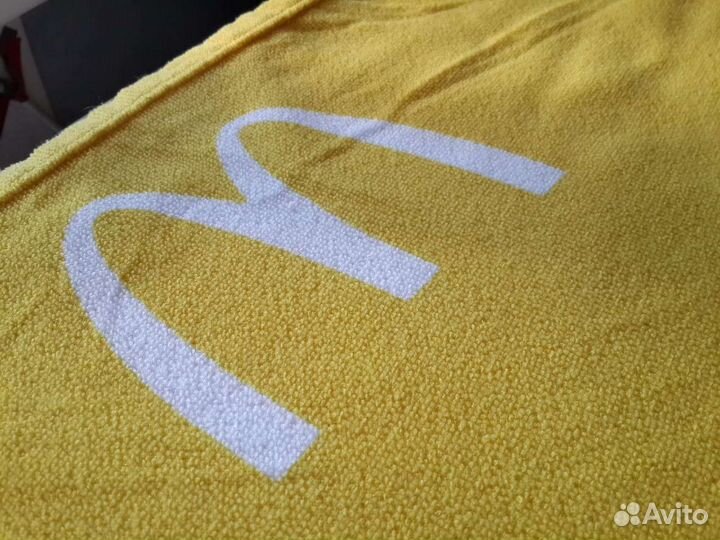 Полотенце новое фирменное большое пляжное