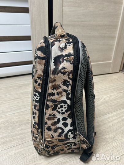 Рюкзак школьный