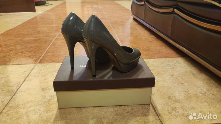 Туфли женские 37