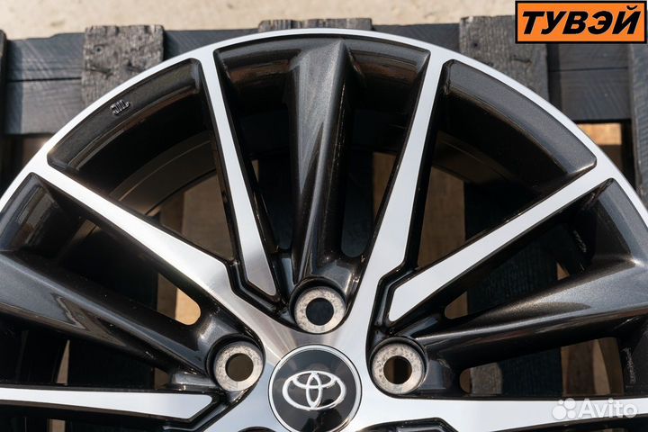 R18 Toyota Style 8J ET50 5*114.3 (P070)