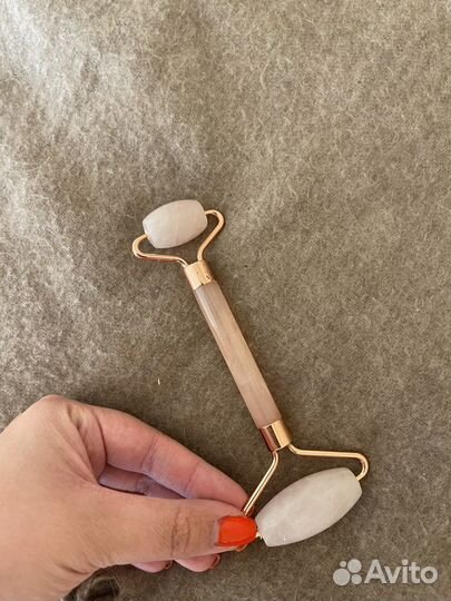 Ролик Revolution