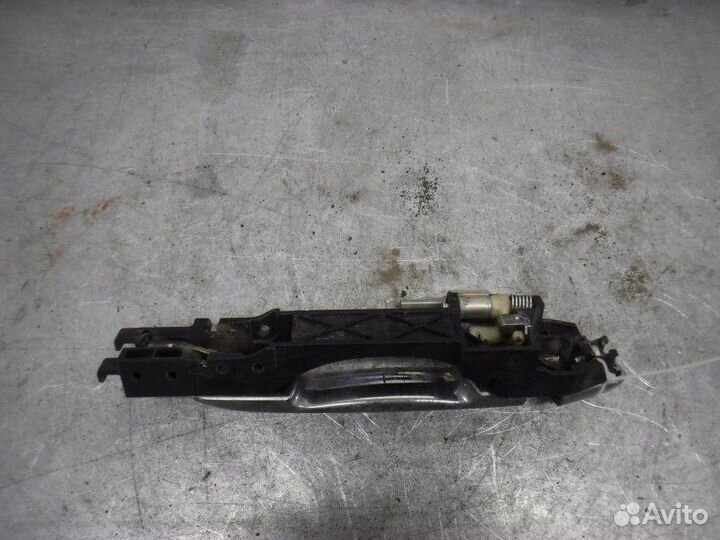 Ручка двери передняя правая Nissan Almera G15 K4M