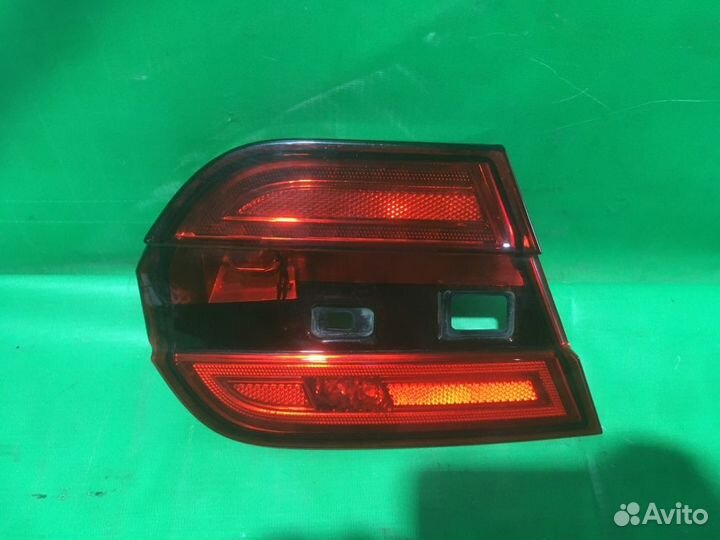 Фонарь в крышку багажника задний левый Jaguar Xf