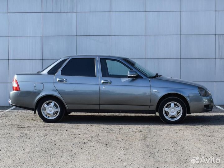 LADA Priora 1.6 МТ, 2010, 174 339 км