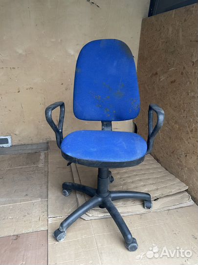 Компьютерный стул