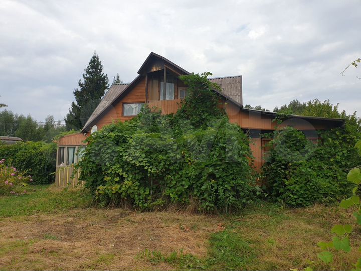 Дача 65 м² на участке 10 сот.