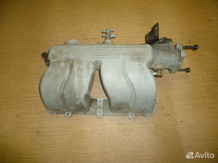 P04781769 коллектор впускной Chrysler Voyager 3