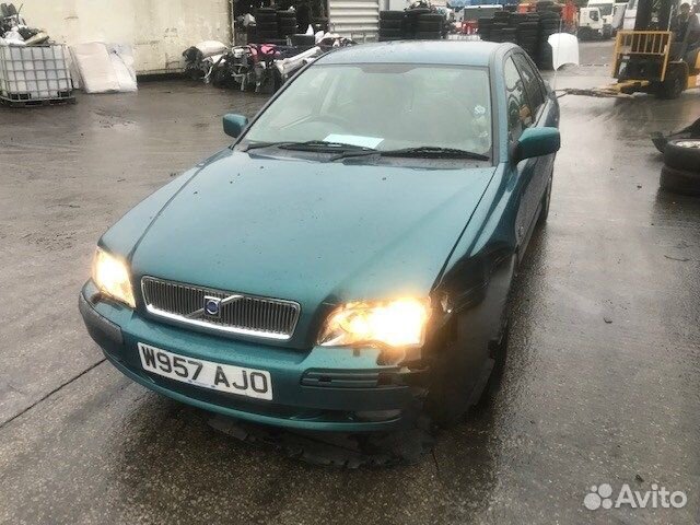 Разбор на запчасти Volvo S40 / V40