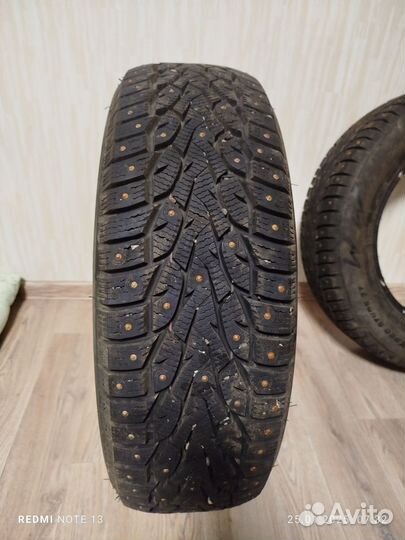 Roadmarch Winter XPro Studs 77 215/65 R17