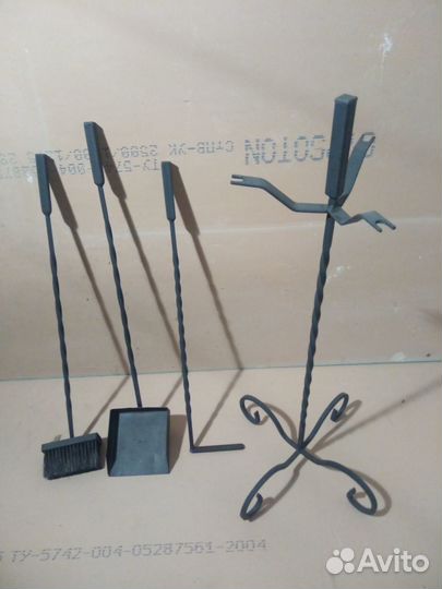 Каминный набор с дровницей. Подставка для дров