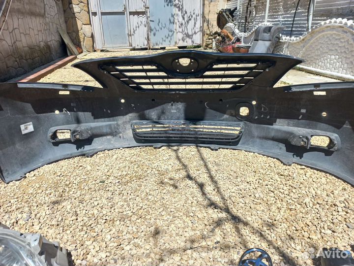 Передний бампер