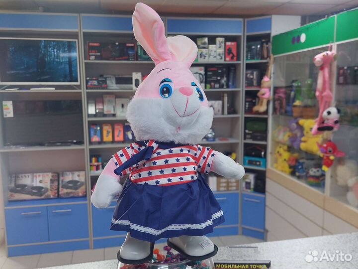 Музыкальная игрушка зайка