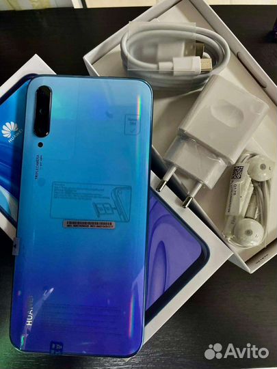 Телефон Huawei y9s