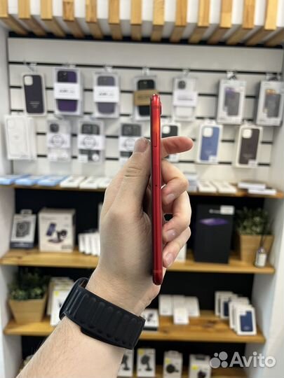 iPhone 8, 64 ГБ