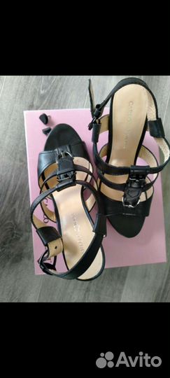 Босоножки кожаные