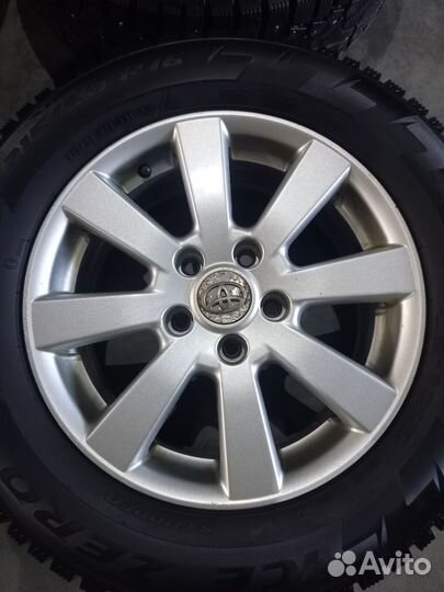 Зимние колёса Toyota 215/60/16 Pirelli