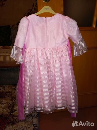 Платье детское праздничное