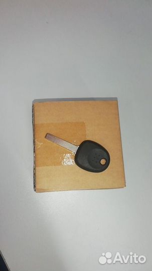 Заготовка ключа с иммобилайзером Венга 2010