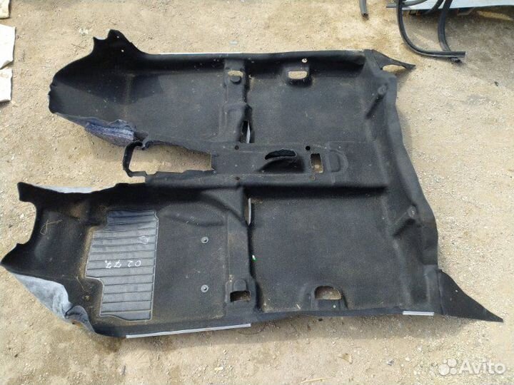 Обшивка пола Renault Duster HSA F4R