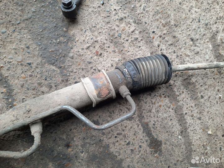 Mitsubishi Space runner рейка рулевая